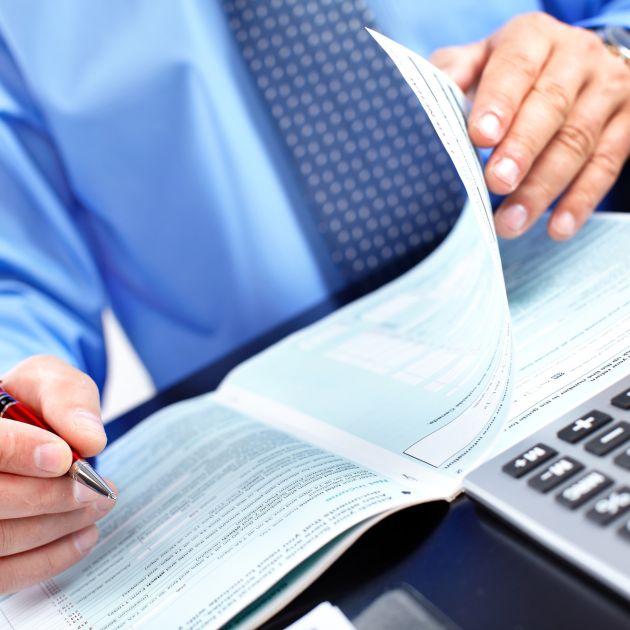 Hướng dẫn thực hiện sổ kế toán và kê khai thuế cho hộ kinh doanh có doanh thu dưới 1 tỷ đồng năm 2026